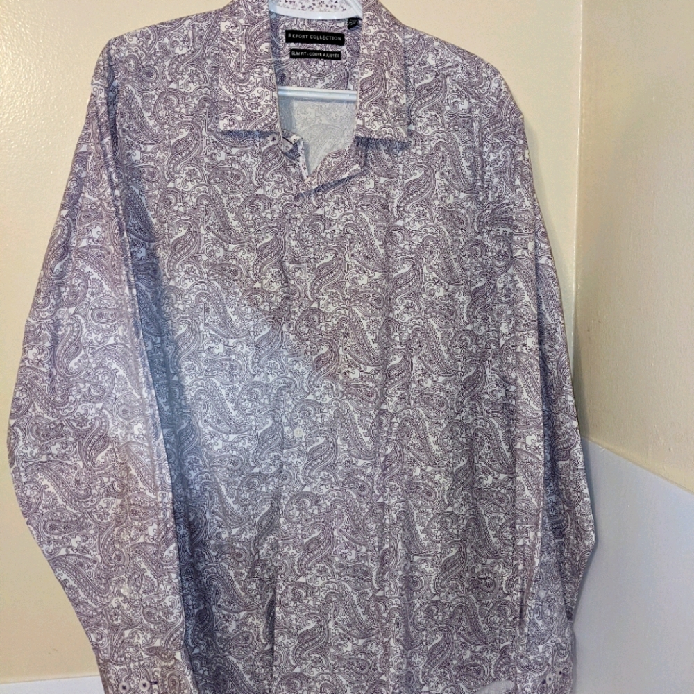 XL men's dress shirt. Button up long sleeve.